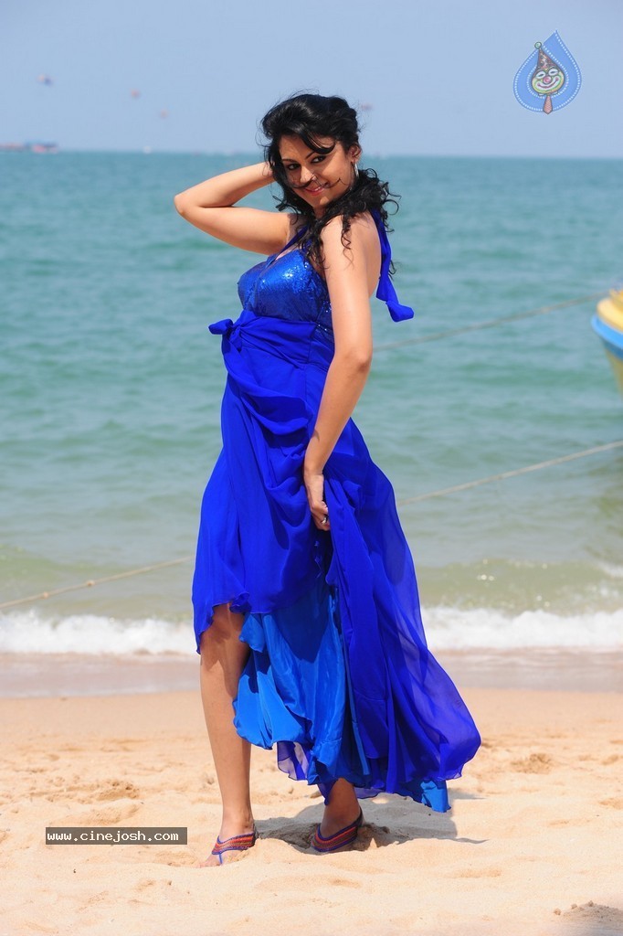 Kamna Jethmalani Images - 13 / 74 photos