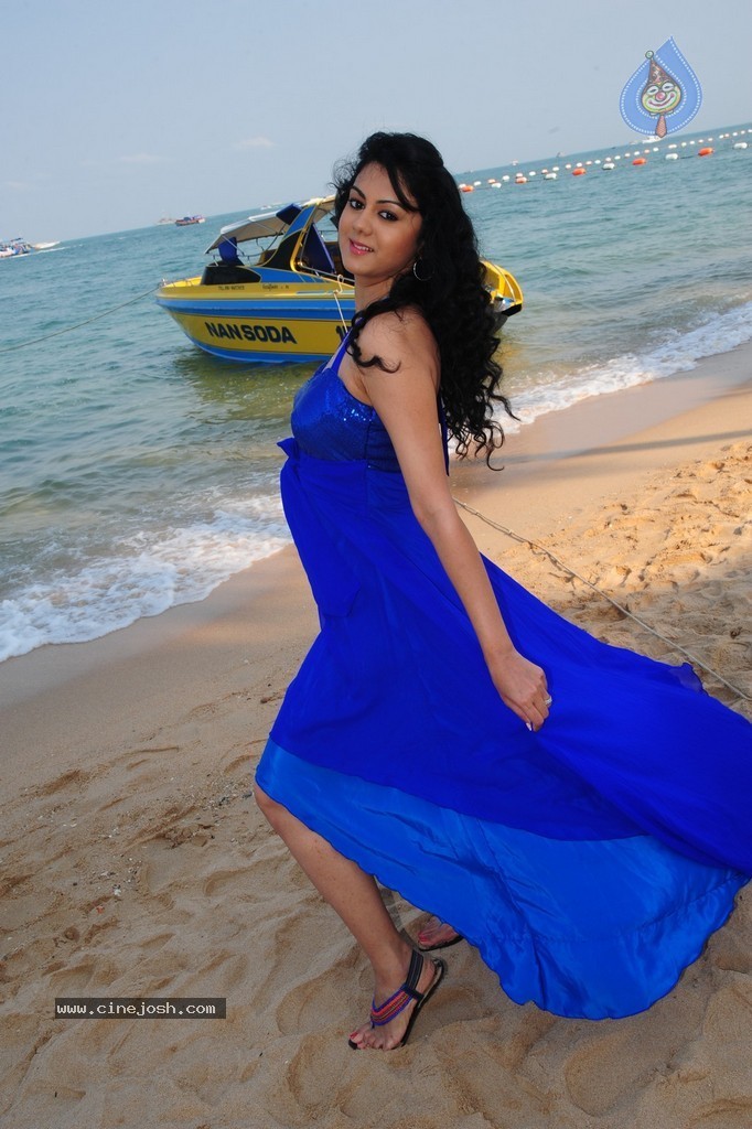 Kamna Jethmalani Images - 18 / 74 photos