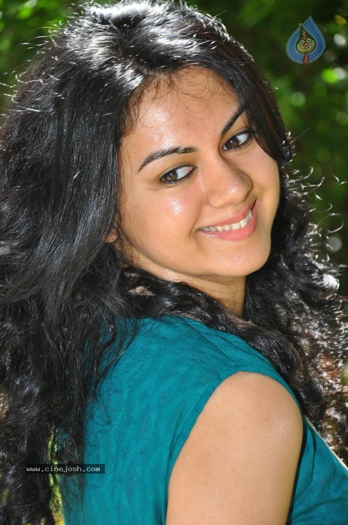 Kamna Jethmalani Latest Stills - 5 / 40 photos