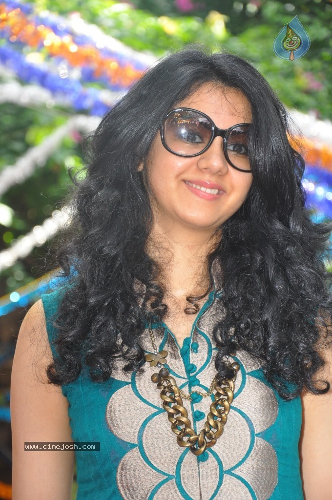 Kamna Jethmalani Latest Stills - 38 / 40 photos