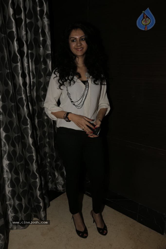 Kamna Jethmalani Latest Stills - 43 / 77 photos