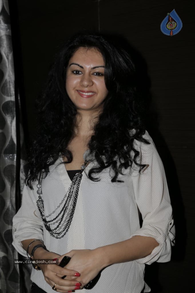 Kamna Jethmalani Latest Stills - 58 / 77 photos