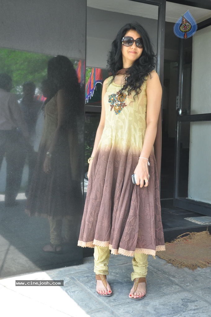 Kamna Jethmalani New Stills - 22 / 29 photos