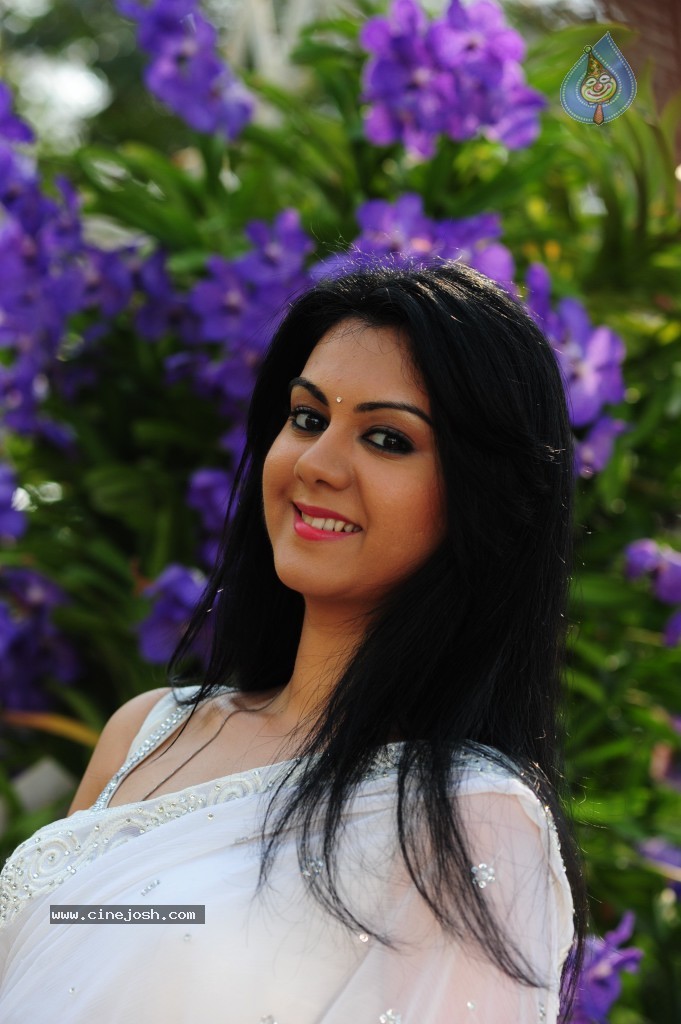 Kamna Jethmalani New Stills - 20 / 49 photos