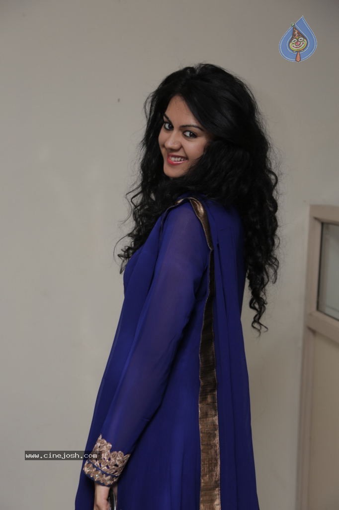 Kamna Jethmalani Photos - 4 / 28 photos