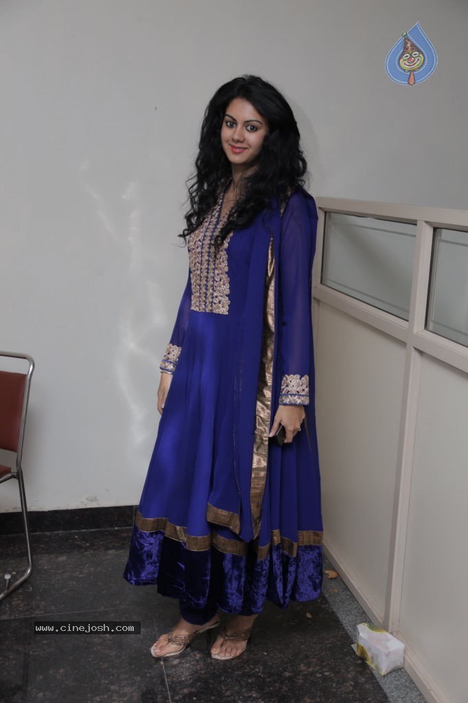 Kamna Jethmalani Photos - 17 / 28 photos