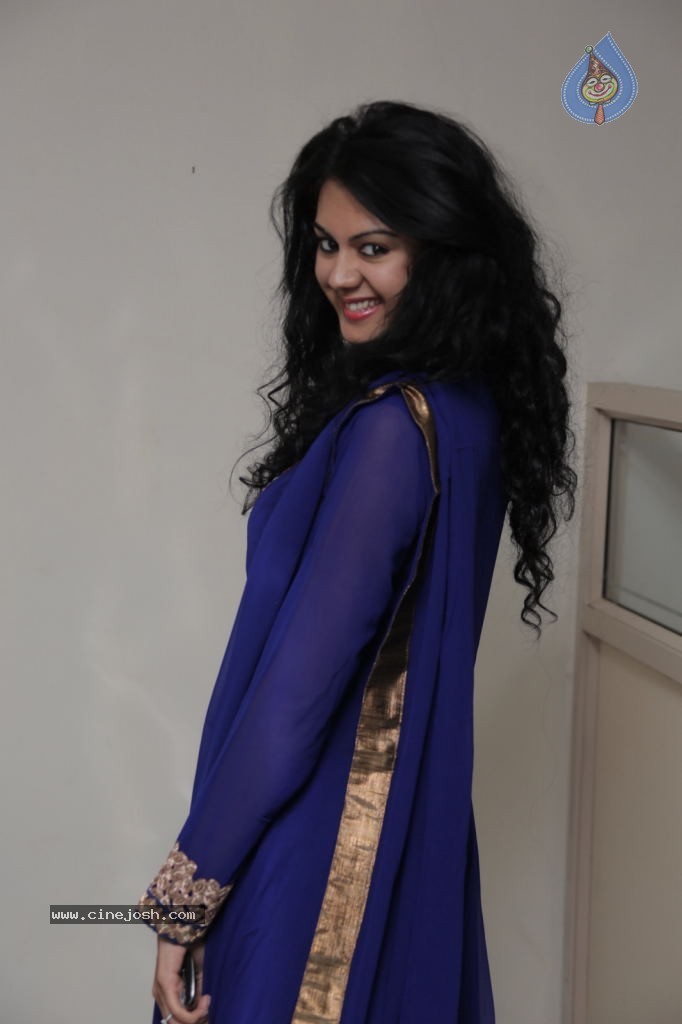 Kamna Jethmalani Photos - 19 / 28 photos