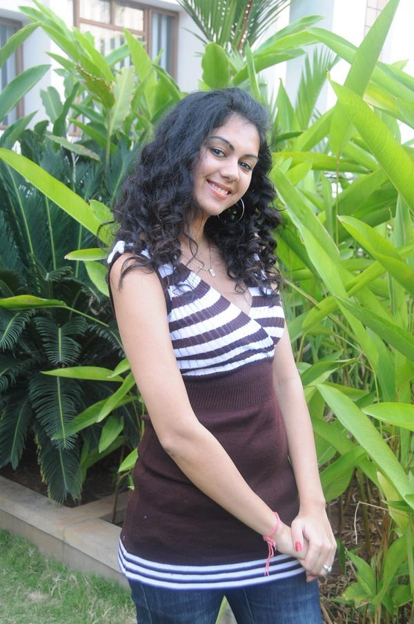 Kamna Jethmalani Stills - 8 / 23 photos