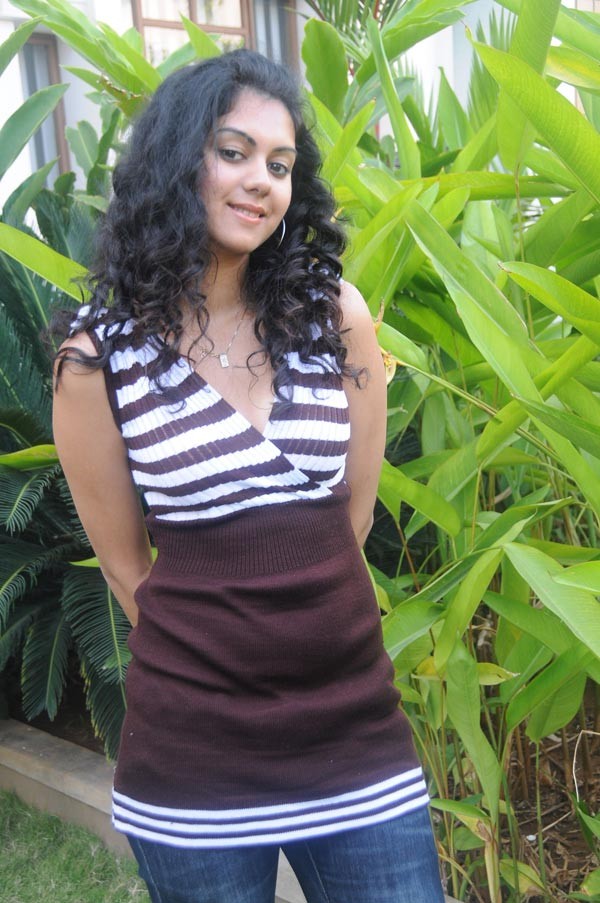 Kamna Jethmalani Stills - 20 / 23 photos