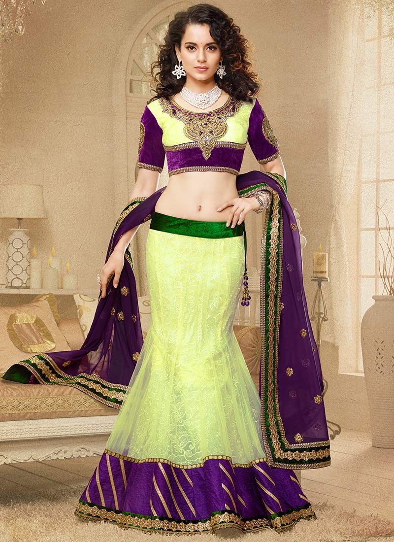 Kangana Ranaut Cute Stills - 16 / 35 photos