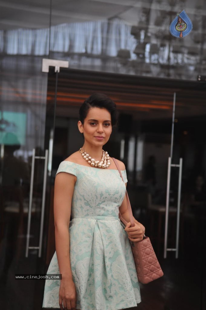 Kangna Ranaut Stills - 17 / 20 photos