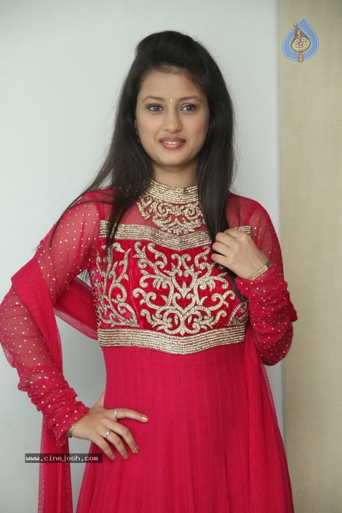 Kanika Tiwari Latest Stills - 76 / 79 photos