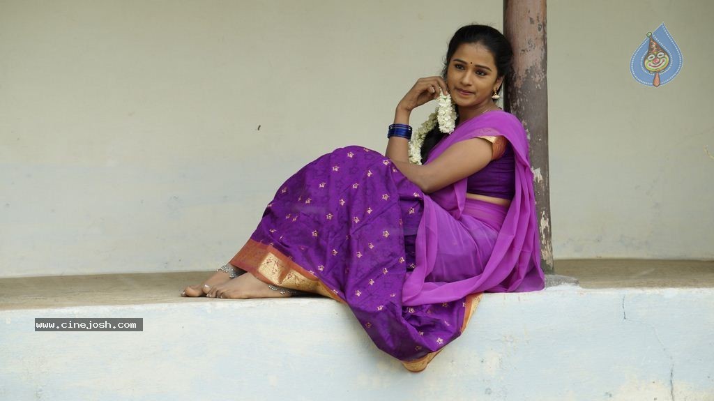 Kanniha VJ Photos - 16 / 29 photos