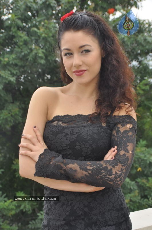 Karma Movie Actress Jade Tailor  - 41 / 52 photos