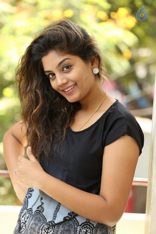 Karuna New Photos - 24 / 33 photos