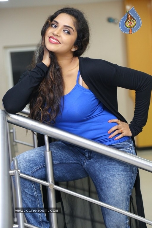 Karunya Chowdary Photos - 16 / 30 photos