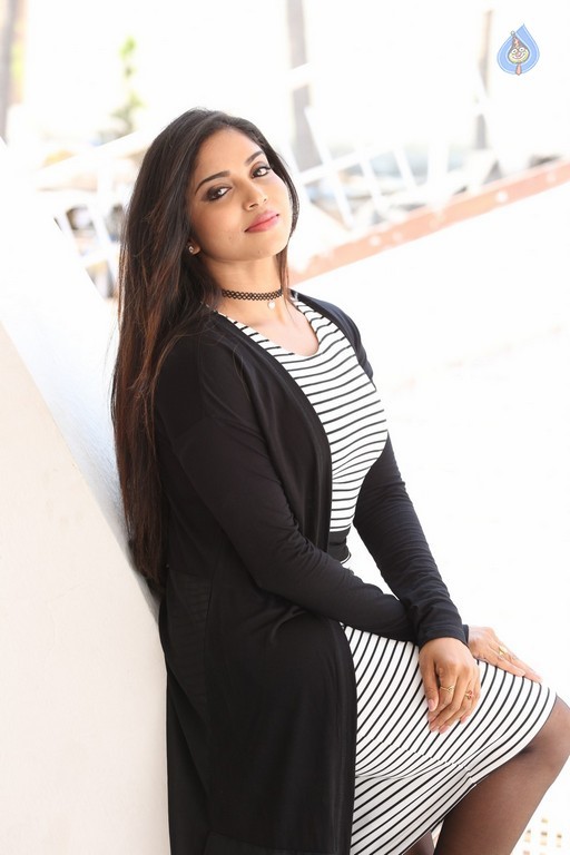 Karunya Chowdary Photos - 25 / 61 photos