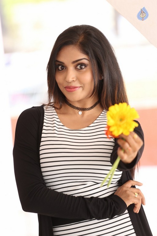 Karunya Chowdary Photos - 40 / 61 photos