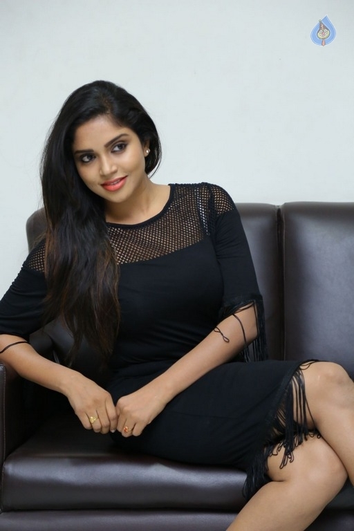 Karunya New Pics - 22 / 36 photos