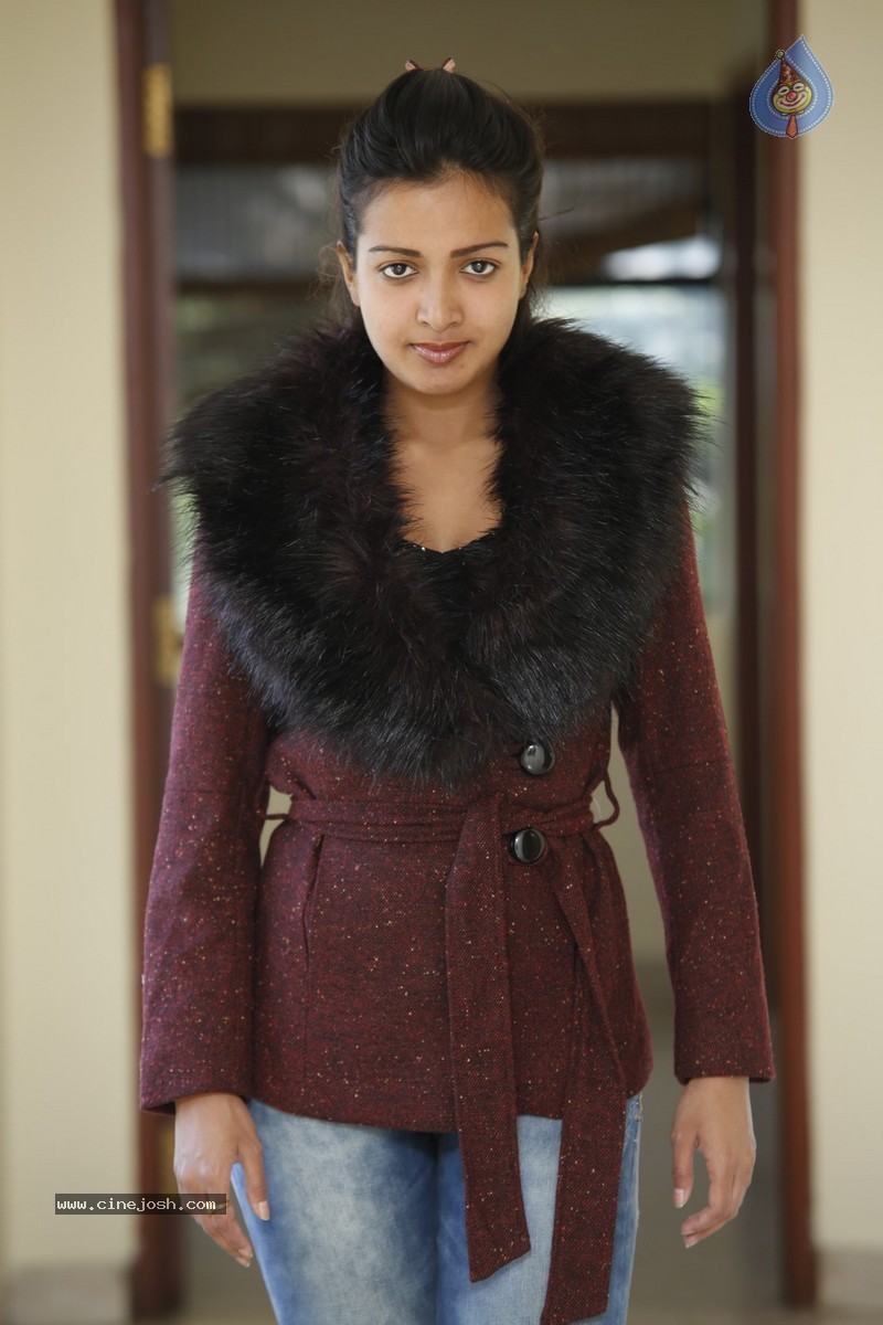 Katherine Theresa New Pics - 30 / 46 photos