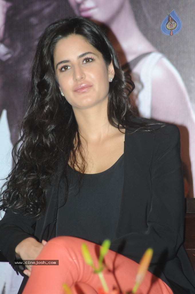 Katrina Kaif Latest Photos - 57 / 88 photos