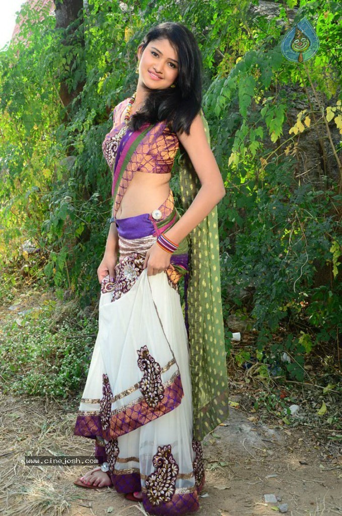 Kausalya Stills - 12 / 42 photos