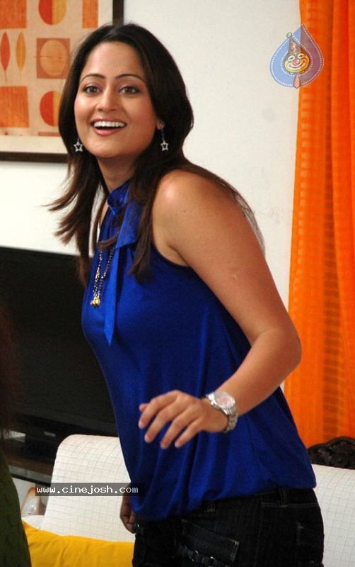 Kaveri Jha Stills - 25 / 27 photos