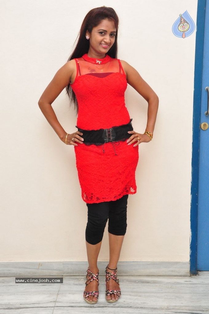 Kaveri New Pics - 10 / 61 photos