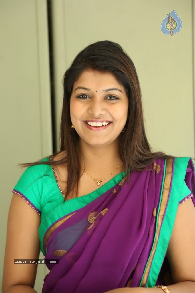 Kavya Kumar Gallery - 6 / 76 photos