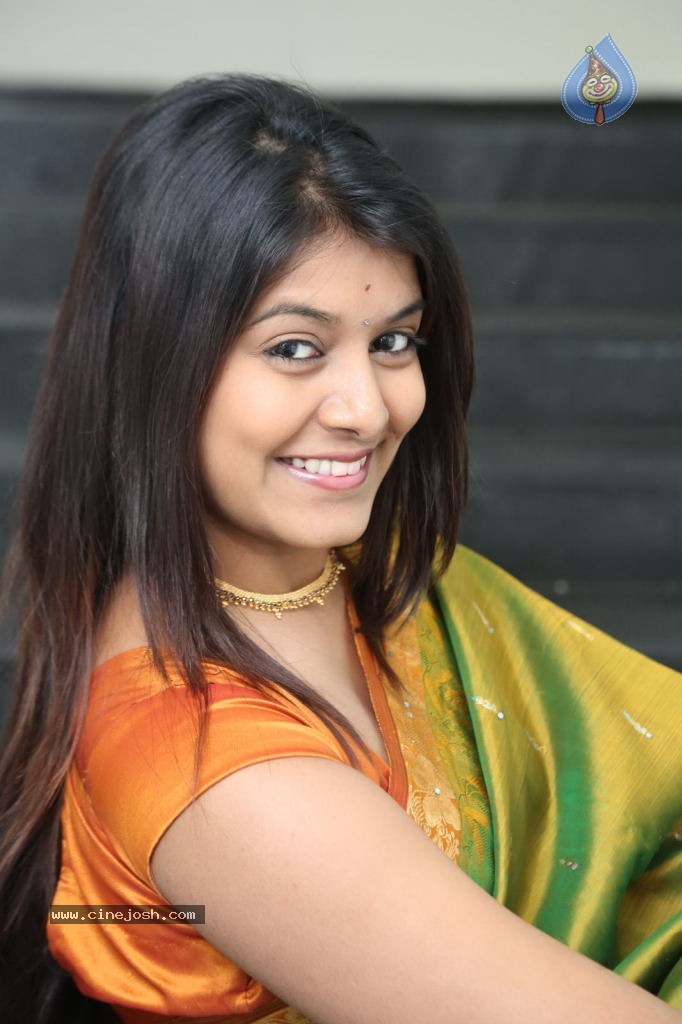 Kavya Kumar Latest Gallery - 78 / 107 photos