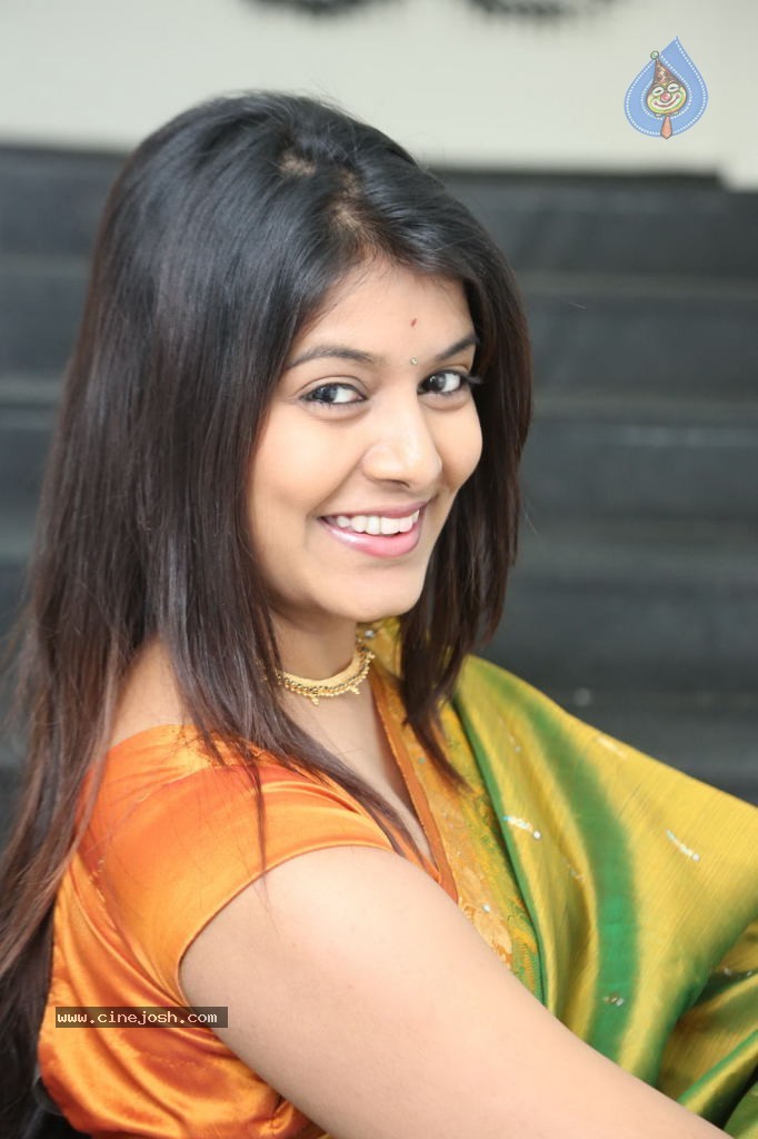 Kavya Kumar Latest Gallery - 99 / 107 photos
