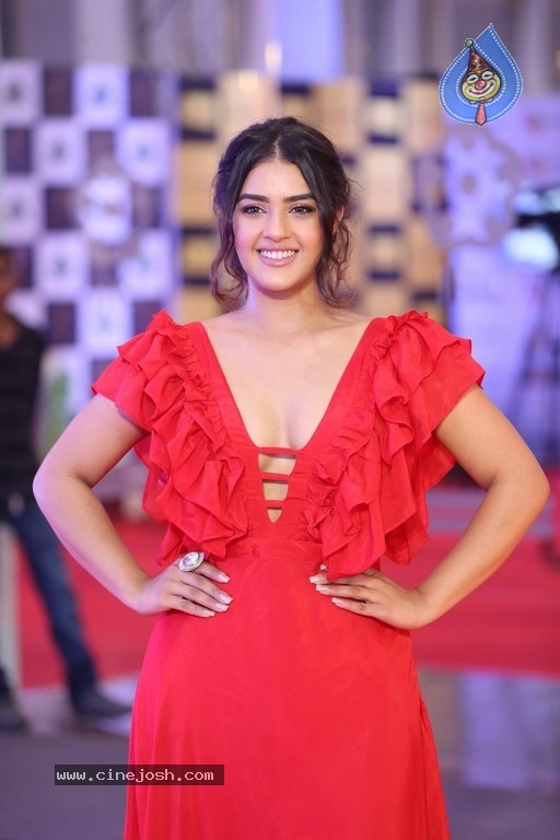 Kavya Thapar at Gaana Mirchi Music Awards South 2018 - 15 / 21 photos