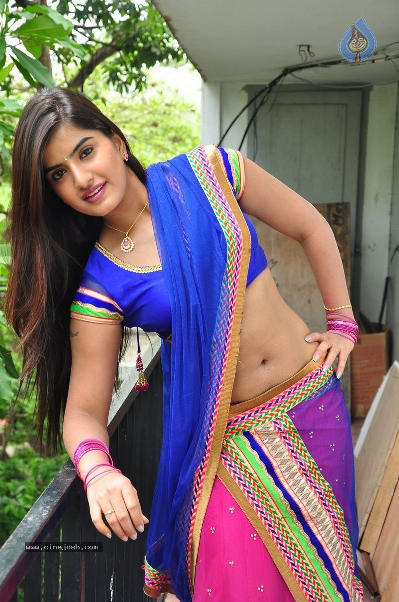 Keerthana Podhval Photos - 13 / 63 photos