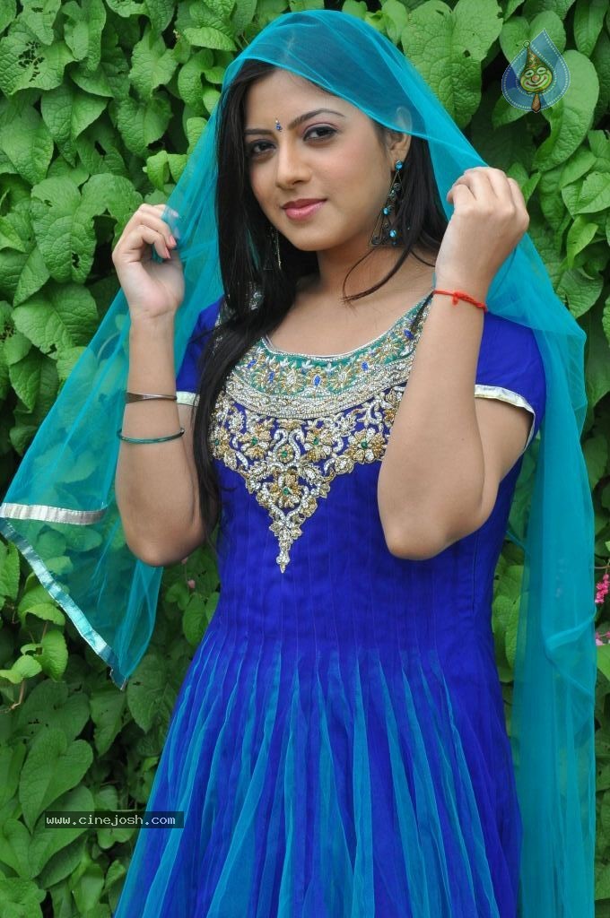 Keerthi Chawla Latest Stills - 2 / 87 photos