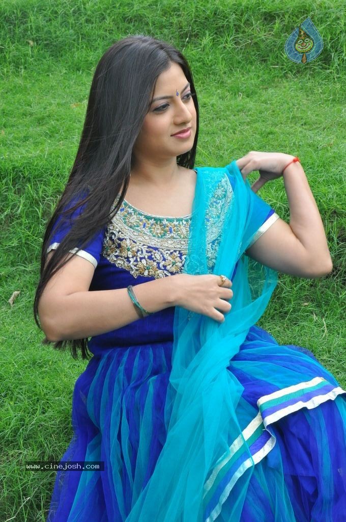 Keerthi Chawla Latest Stills - 36 / 87 photos