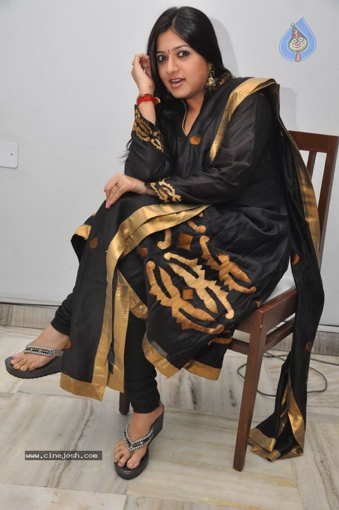 Keerthi Chawla Photos - 13 / 30 photos