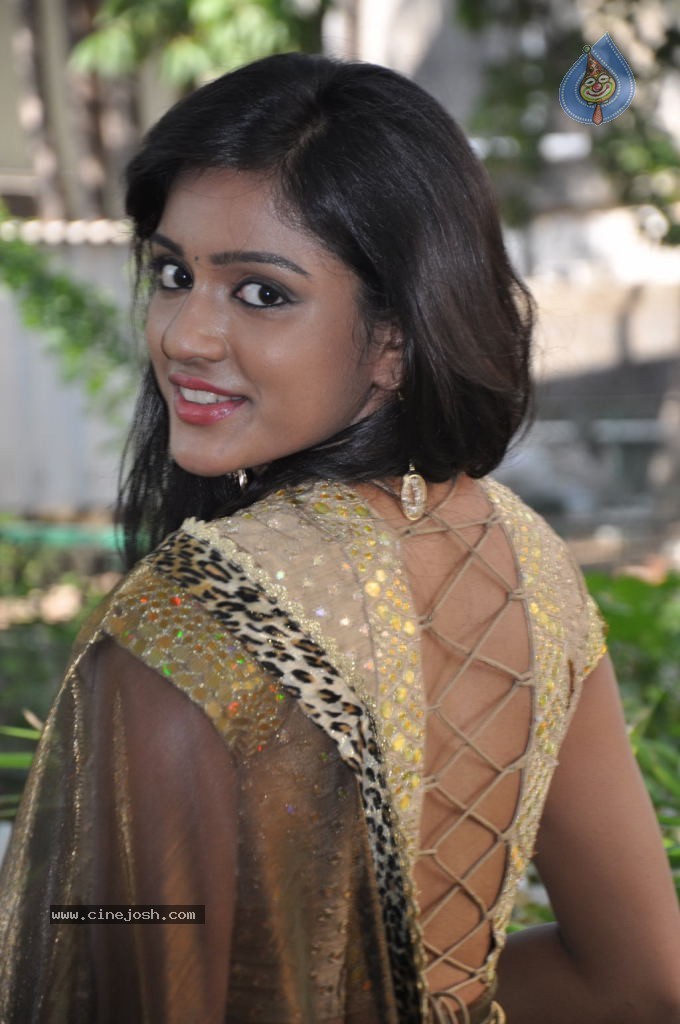 Keerthi New Stills - 37 / 37 photos