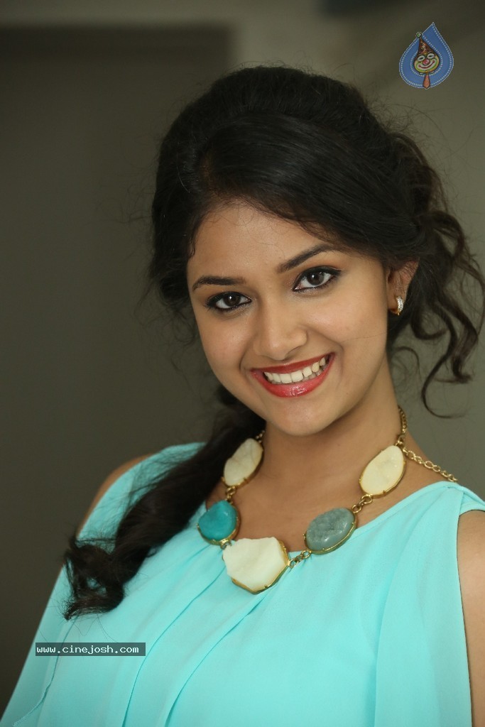 Keerthi Stills - 21 / 120 photos