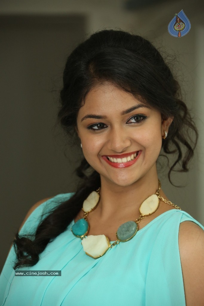 Keerthi Stills - 28 / 120 photos