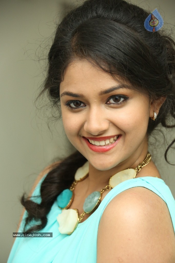 Keerthi Stills - 51 / 120 photos