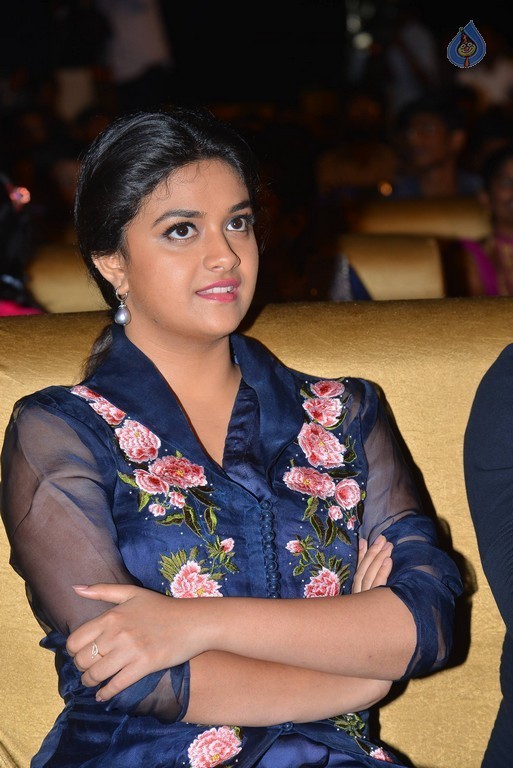 Keerthi Suresh at Nenu Local Audio Launch - 30 / 37 photos