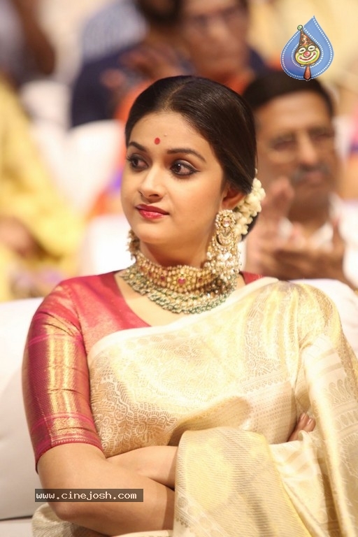 Keerthy Suresh New Pics - 7 / 21 photos