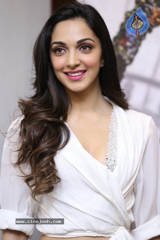 Kiara Advani Photos - 17 / 40 photos