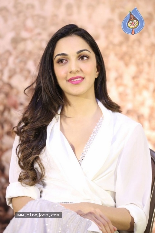 Kiara Advani Photos - 19 / 40 photos