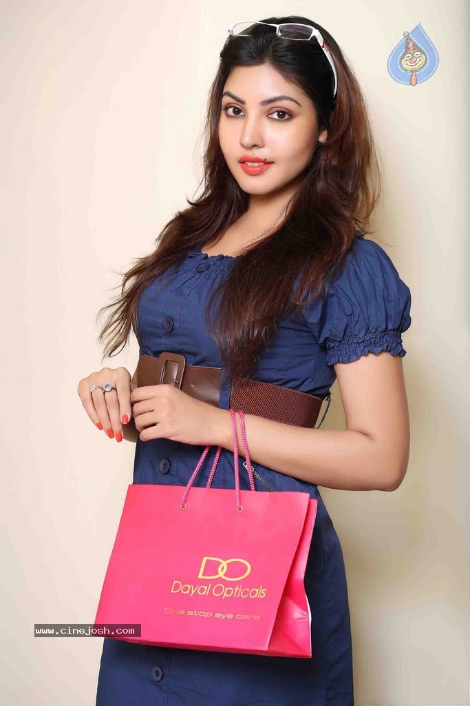 Komal Jha Latest Pics - 5 / 71 photos