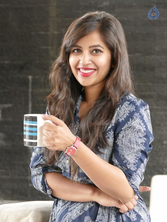 Komali New Photos - 17 / 20 photos