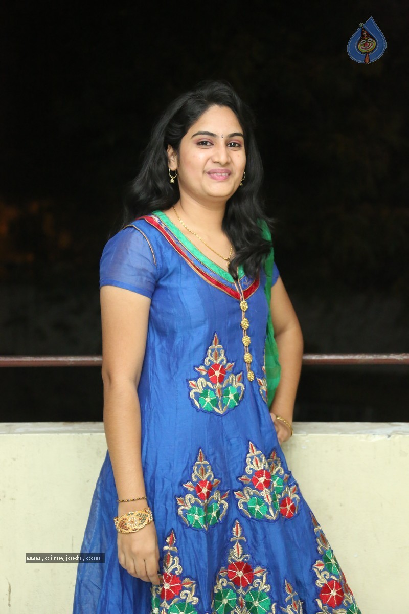 Krishnaveni New Gallery - 25 / 60 photos