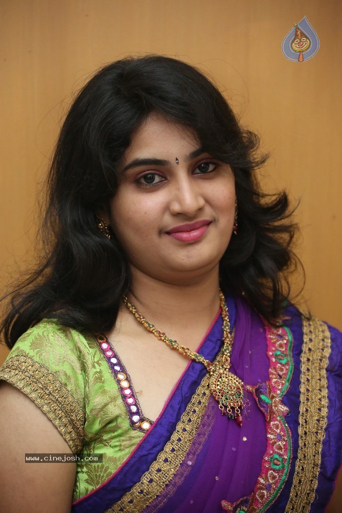 Krishnaveni Stills - 115 / 151 photos