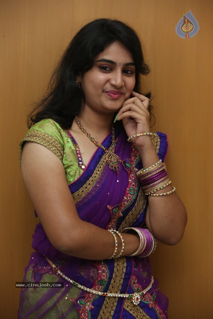 Krishnaveni Stills - 141 / 151 photos