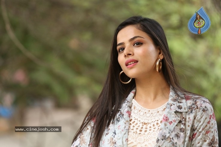 Kriti Garg Photos - 35 / 42 photos